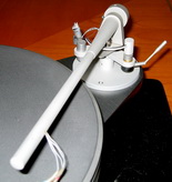 Simon Yorke Designs Series 7 Precision LP Playback System (turntable and tonearm)